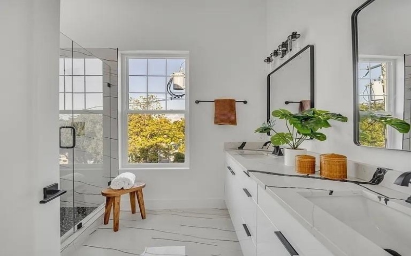 631 N Tyler Street #203, Dallas, TX 75208, 2 Habitaciones Habitaciones , ,2 BañosBaños,Residential,En Venta,631 N Tyler Street,0,21192209