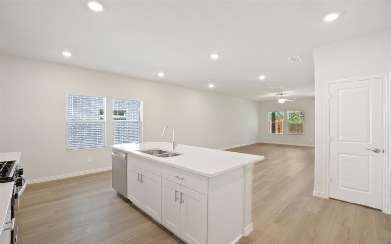 1213 Bridgewalk Drive, Princeton, TX 75071, 3 Habitaciones Habitaciones , ,2 BañosBaños,Residential,En Venta,1213 Bridgewalk Drive,0,21192280