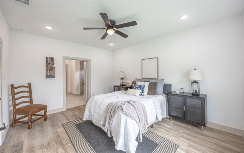 5100 Chapman Street, Fort Worth, TX 76105, 4 Habitaciones Habitaciones , ,2 BañosBaños,Residential,En Venta,5100 Chapman Street,0,21192343