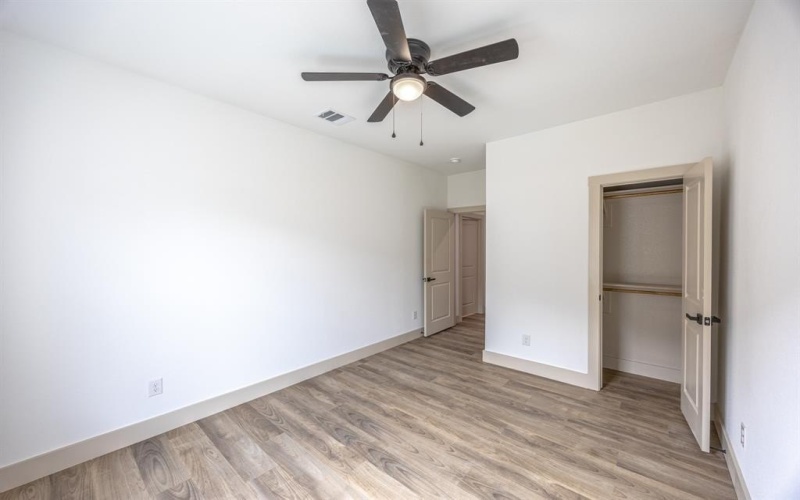 5100 Chapman Street, Fort Worth, TX 76105, 4 Habitaciones Habitaciones , ,2 BañosBaños,Residential,En Venta,5100 Chapman Street,0,21192343