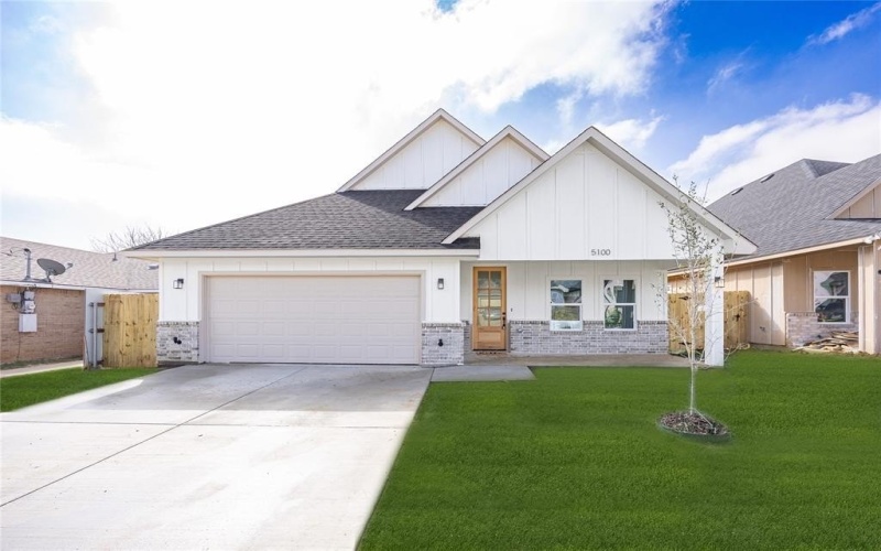 5100 Chapman Street, Fort Worth, TX 76105, 4 Habitaciones Habitaciones , ,2 BañosBaños,Residential,En Venta,5100 Chapman Street,0,21192343