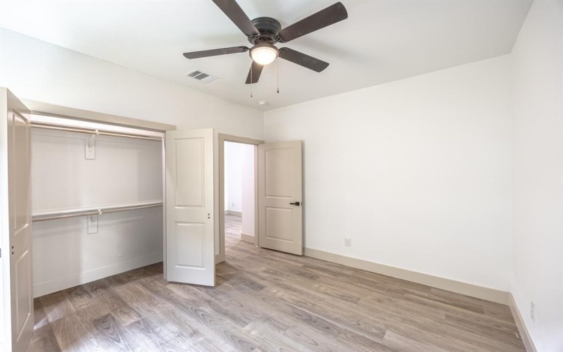 5100 Chapman Street, Fort Worth, TX 76105, 4 Habitaciones Habitaciones , ,2 BañosBaños,Residential,En Venta,5100 Chapman Street,0,21192343