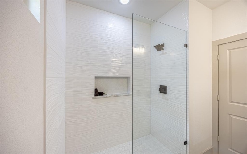 5100 Chapman Street, Fort Worth, TX 76105, 4 Habitaciones Habitaciones , ,2 BañosBaños,Residential,En Venta,5100 Chapman Street,0,21192343