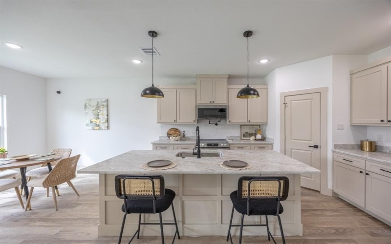 5100 Chapman Street, Fort Worth, TX 76105, 4 Habitaciones Habitaciones , ,2 BañosBaños,Residential,En Venta,5100 Chapman Street,0,21192343