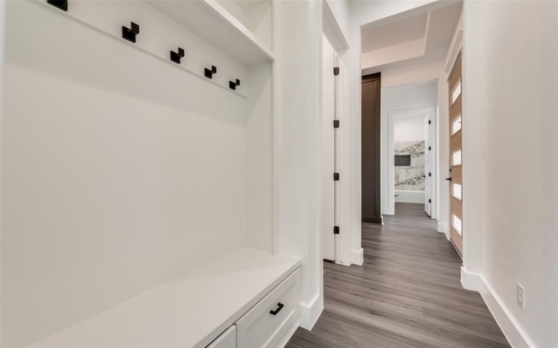 3811 Aransas Street, Dallas, TX 75212, 4 Bedrooms Bedrooms, ,2 BathroomsBathrooms,Residential,For Sale,3811 Aransas Street,0,21192441