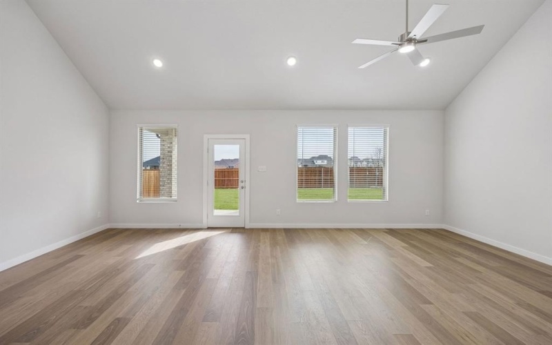 464 Hundred Acre Drive, Waxahachie, TX 75165, 5 Bedrooms Bedrooms, ,5 BathroomsBathrooms,Residential,For Sale,464 Hundred Acre Drive,0,21192493