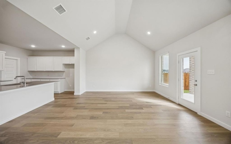 464 Hundred Acre Drive, Waxahachie, TX 75165, 5 Bedrooms Bedrooms, ,5 BathroomsBathrooms,Residential,For Sale,464 Hundred Acre Drive,0,21192493