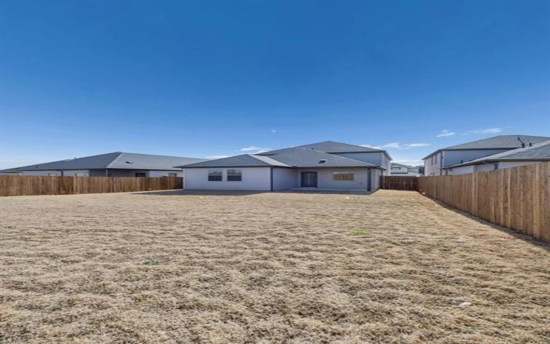 1228 Little Bridge Drive, Lavon, TX 75166, 4 Habitaciones Habitaciones , ,2 BañosBaños,Residential,En Venta,1228 Little Bridge Drive,0,21192640