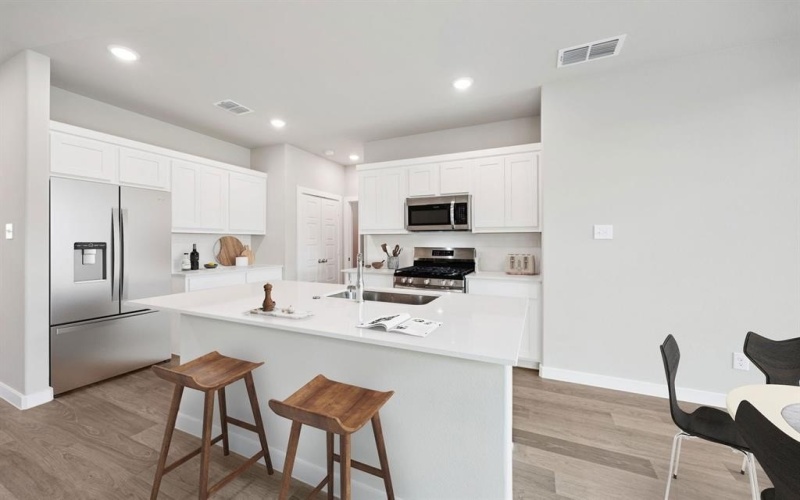 517 Towerglen Drive, McKinney, TX 75071, 4 Habitaciones Habitaciones , ,2 BañosBaños,Residential,En Venta,517 Towerglen Drive,0,21192818