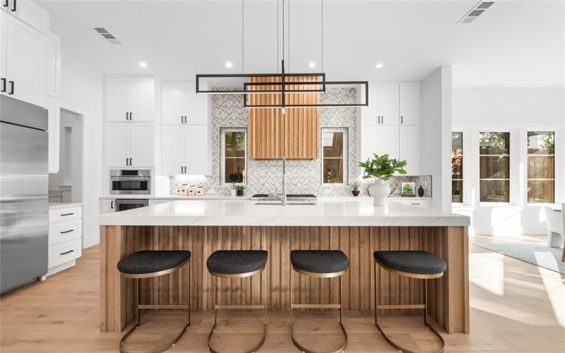 4426 Bonham Street, Dallas, TX 75229, 5 Habitaciones Habitaciones , ,6 BañosBaños,Residential,En Venta,4426 Bonham Street,0,21192825