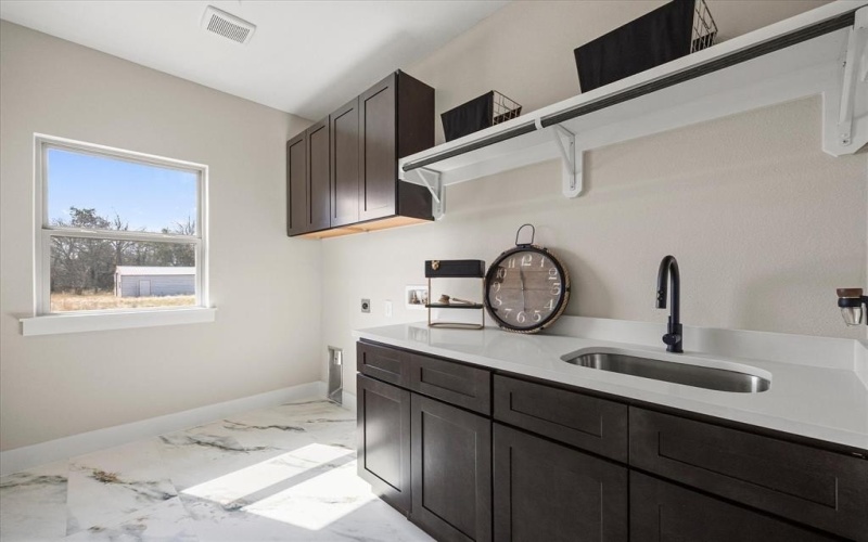 3186 County Road 1076, Celeste, TX 75423, 3 Habitaciones Habitaciones , ,2 BañosBaños,Residential,En Venta,3186 County Road 1076,0,21193211