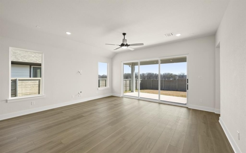 11757 Edgewood Drive, Justin, TX 76247, 3 Habitaciones Habitaciones , ,2 BañosBaños,Residential,En Venta,11757 Edgewood Drive,0,21193281