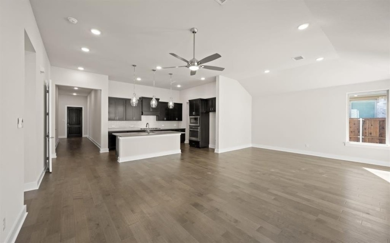 2235 Oak Branch Trail, Midlothian, TX 76065, 3 Bedrooms Bedrooms, ,2 BathroomsBathrooms,Residential,For Sale,2235 Oak Branch Trail,0,21193307