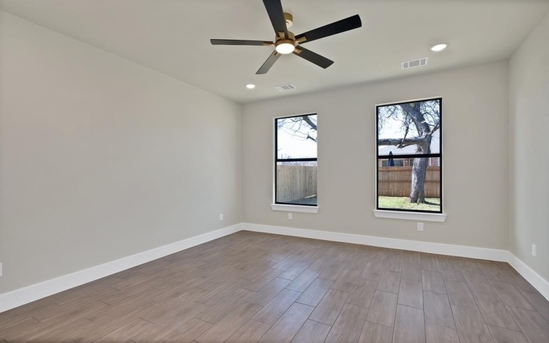 5104 Waterbury Court, Granbury, TX 76048, 4 Bedrooms Bedrooms, ,2 BathroomsBathrooms,Residential,For Sale,5104 Waterbury Court,0,21193319