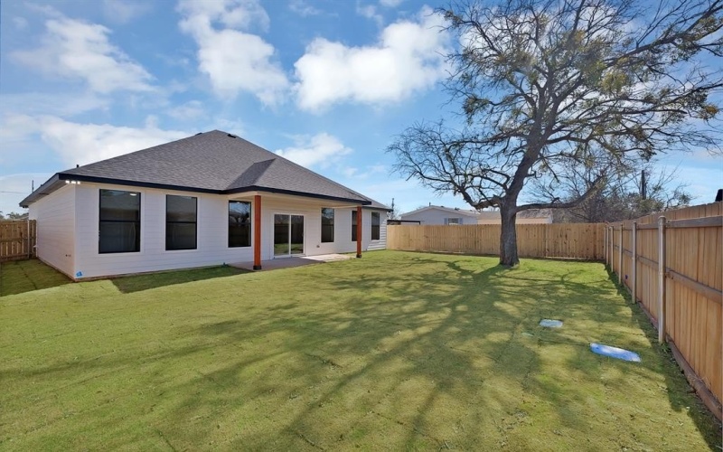 5104 Waterbury Court, Granbury, TX 76048, 4 Bedrooms Bedrooms, ,2 BathroomsBathrooms,Residential,For Sale,5104 Waterbury Court,0,21193319