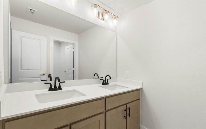 2506 Lindberg Street, Rockwall, TX 75032, 4 Habitaciones Habitaciones , ,3 BañosBaños,Residential,En Venta,2506 Lindberg Street,0,21193346