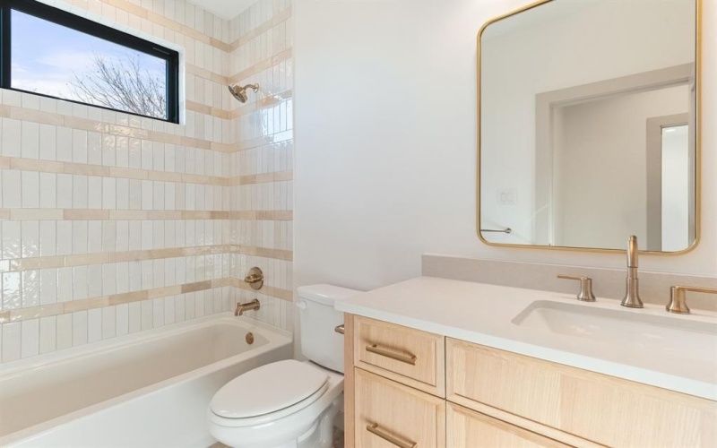 8931 San Fernando Way, Dallas, TX 75218, 4 Habitaciones Habitaciones , ,5 BañosBaños,Residential,En Venta,8931 San Fernando Way,0,21193395