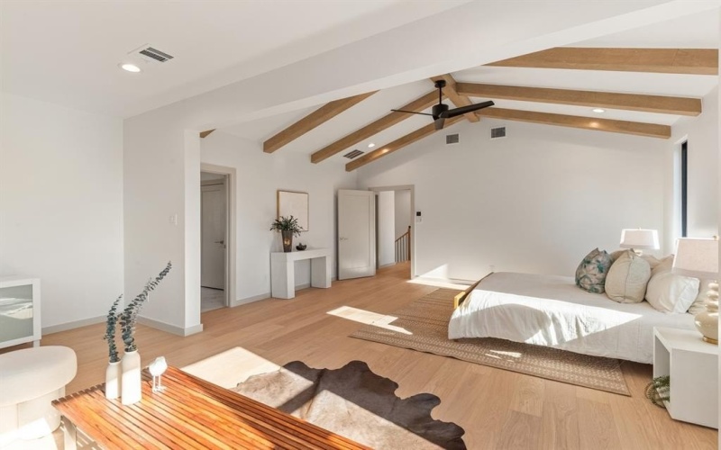 8931 San Fernando Way, Dallas, TX 75218, 4 Habitaciones Habitaciones , ,5 BañosBaños,Residential,En Venta,8931 San Fernando Way,0,21193395