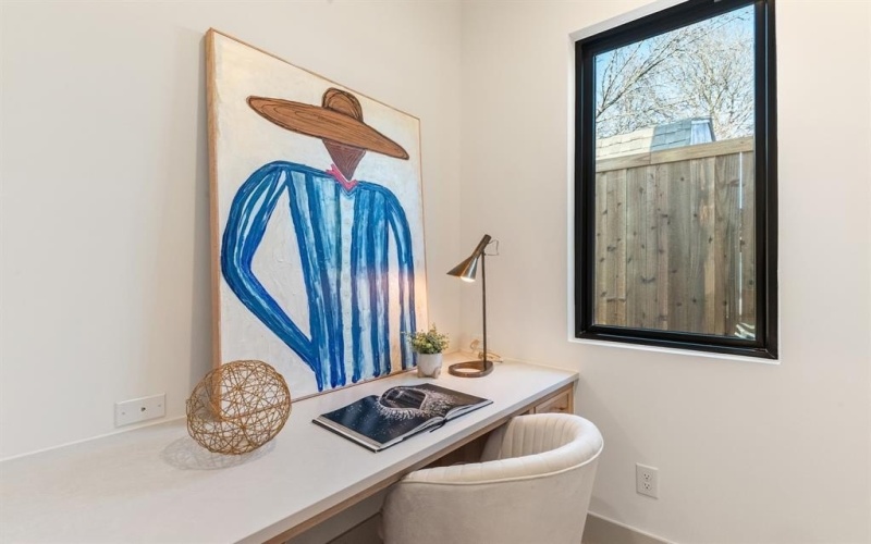 8931 San Fernando Way, Dallas, TX 75218, 4 Habitaciones Habitaciones , ,5 BañosBaños,Residential,En Venta,8931 San Fernando Way,0,21193395