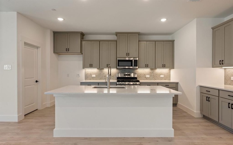 4513 Lamplights Drive, Prosper, TX 75078, 3 Bedrooms Bedrooms, ,2 BathroomsBathrooms,Residential,For Sale,4513 Lamplights Drive,0,21193439