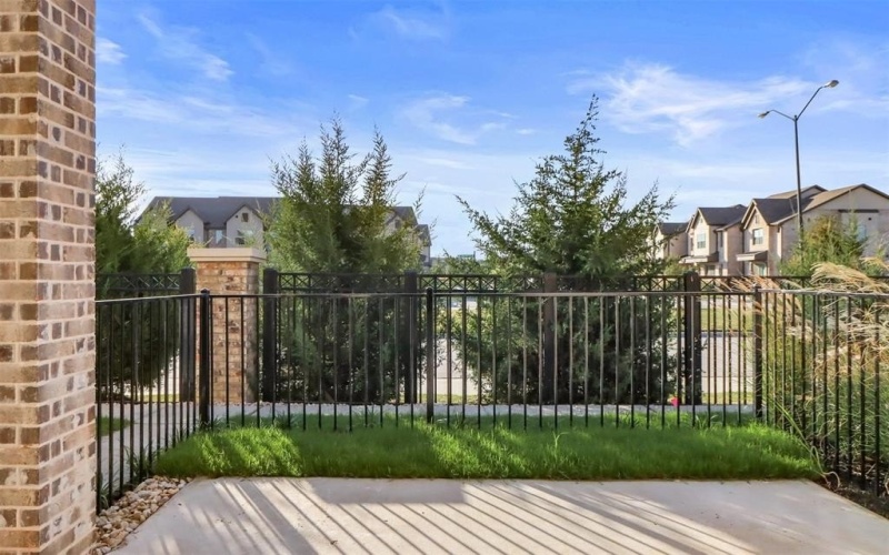 2617 St Helena Lane, Grand Prairie, TX 75054, 2 Habitaciones Habitaciones , ,2 BañosBaños,Residential,En Venta,2617 St Helena Lane,0,20667612