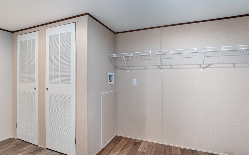 210 S Cloverleaf Drive, Haughton, LA 71037, 5 Bedrooms Bedrooms, ,3 BathroomsBathrooms,Residential,For Sale,210 S Cloverleaf Drive,0,21193494