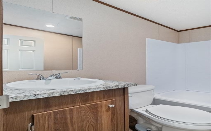 210 S Cloverleaf Drive, Haughton, LA 71037, 5 Bedrooms Bedrooms, ,3 BathroomsBathrooms,Residential,For Sale,210 S Cloverleaf Drive,0,21193494