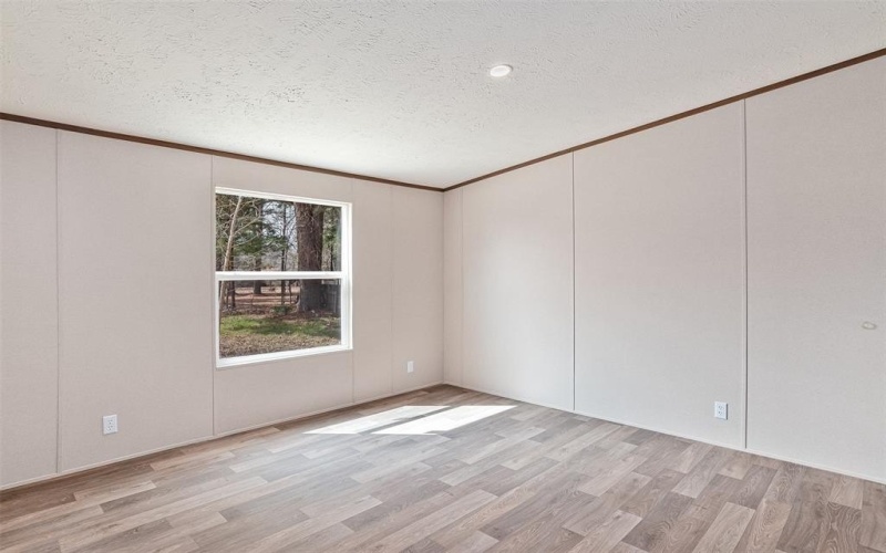 210 S Cloverleaf Drive, Haughton, LA 71037, 5 Bedrooms Bedrooms, ,3 BathroomsBathrooms,Residential,For Sale,210 S Cloverleaf Drive,0,21193494