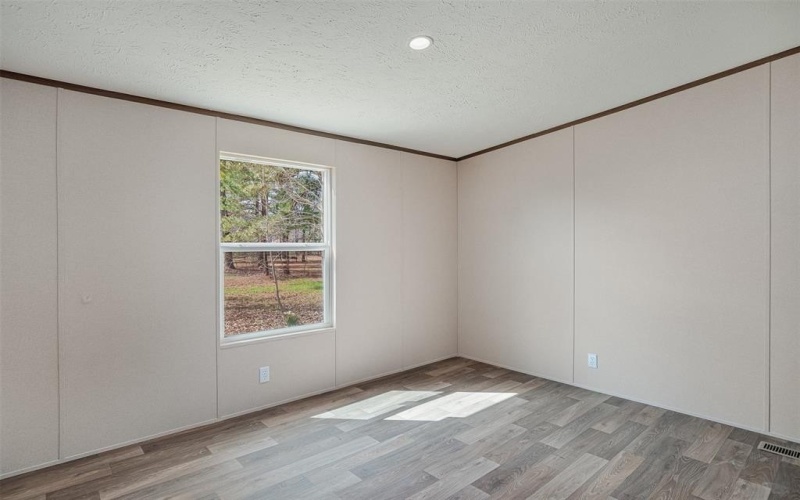 210 S Cloverleaf Drive, Haughton, LA 71037, 5 Bedrooms Bedrooms, ,3 BathroomsBathrooms,Residential,For Sale,210 S Cloverleaf Drive,0,21193494