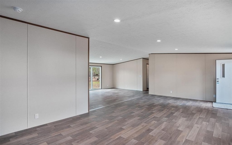 210 S Cloverleaf Drive, Haughton, LA 71037, 5 Bedrooms Bedrooms, ,3 BathroomsBathrooms,Residential,For Sale,210 S Cloverleaf Drive,0,21193494