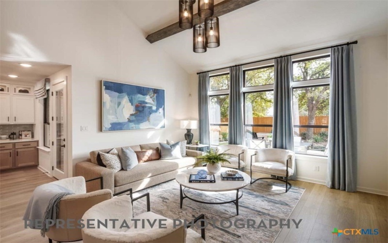 9612 Golden Lion Drive, Austin, TX 78744, 4 Bedrooms Bedrooms, ,5 BathroomsBathrooms,Residential,For Sale,9612 Golden Lion Drive,0,605634