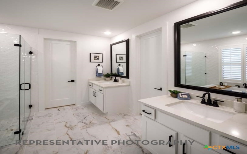 9612 Golden Lion Drive, Austin, TX 78744, 4 Bedrooms Bedrooms, ,5 BathroomsBathrooms,Residential,For Sale,9612 Golden Lion Drive,0,605634