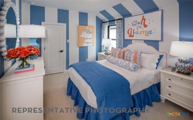 9612 Golden Lion Drive, Austin, TX 78744, 4 Bedrooms Bedrooms, ,5 BathroomsBathrooms,Residential,For Sale,9612 Golden Lion Drive,0,605634