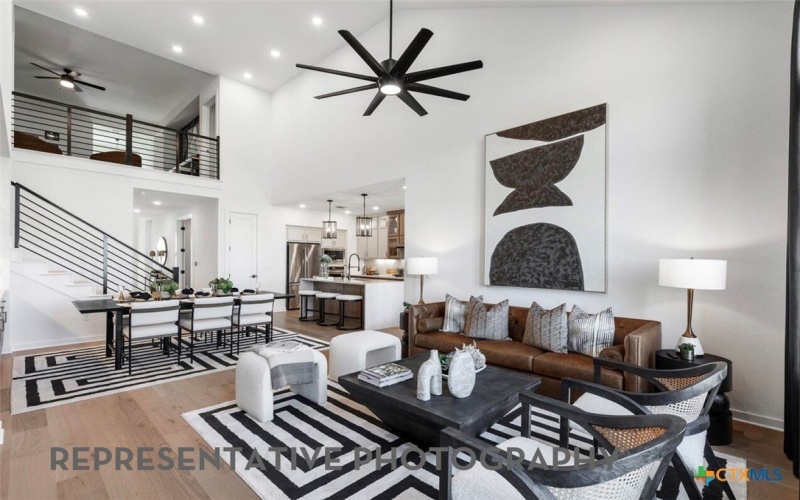 9305 Breeze Hill Drive, Austin, TX 78744, 4 Habitaciones Habitaciones , ,5 BañosBaños,Residential,En Venta,9305 Breeze Hill Drive,0,605644