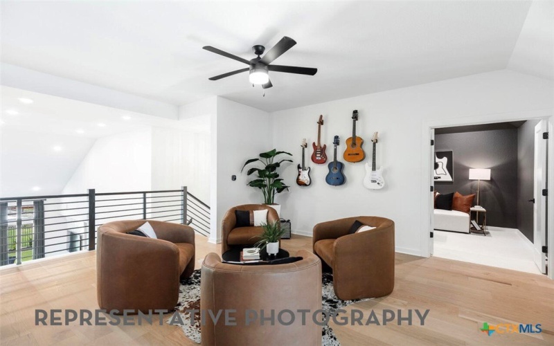 9305 Breeze Hill Drive, Austin, TX 78744, 4 Habitaciones Habitaciones , ,5 BañosBaños,Residential,En Venta,9305 Breeze Hill Drive,0,605644