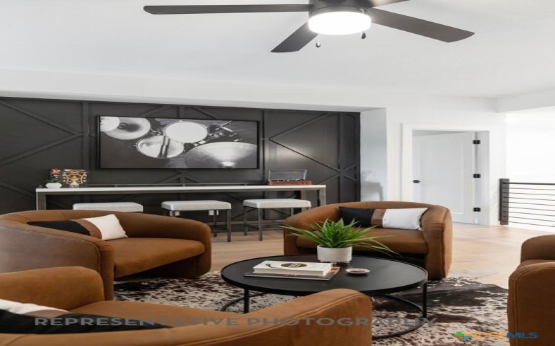 9305 Breeze Hill Drive, Austin, TX 78744, 4 Habitaciones Habitaciones , ,5 BañosBaños,Residential,En Venta,9305 Breeze Hill Drive,0,605644