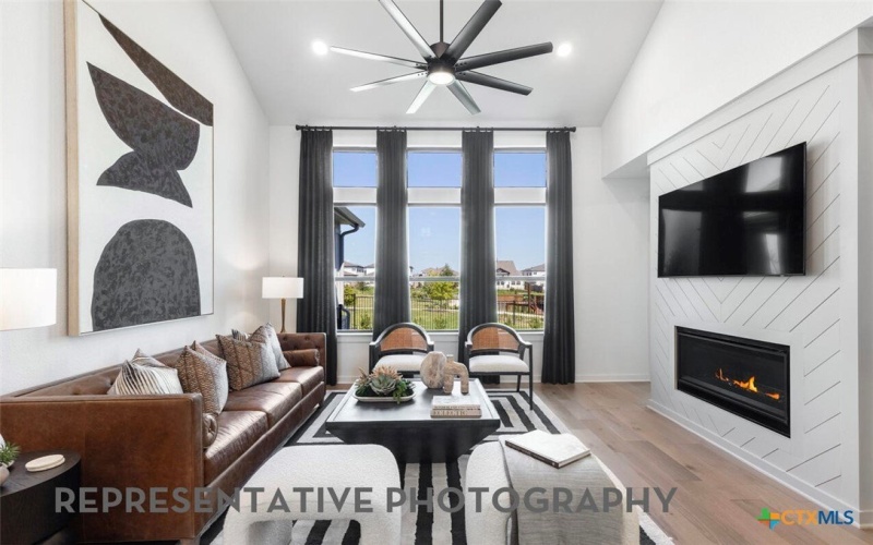 9305 Breeze Hill Drive, Austin, TX 78744, 4 Habitaciones Habitaciones , ,5 BañosBaños,Residential,En Venta,9305 Breeze Hill Drive,0,605644