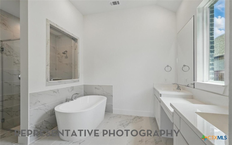 174 Stock Pond Trail, Kyle, TX 78640, 4 Habitaciones Habitaciones , ,3 BañosBaños,Residential,En Venta,174 Stock Pond Trail,0,605692