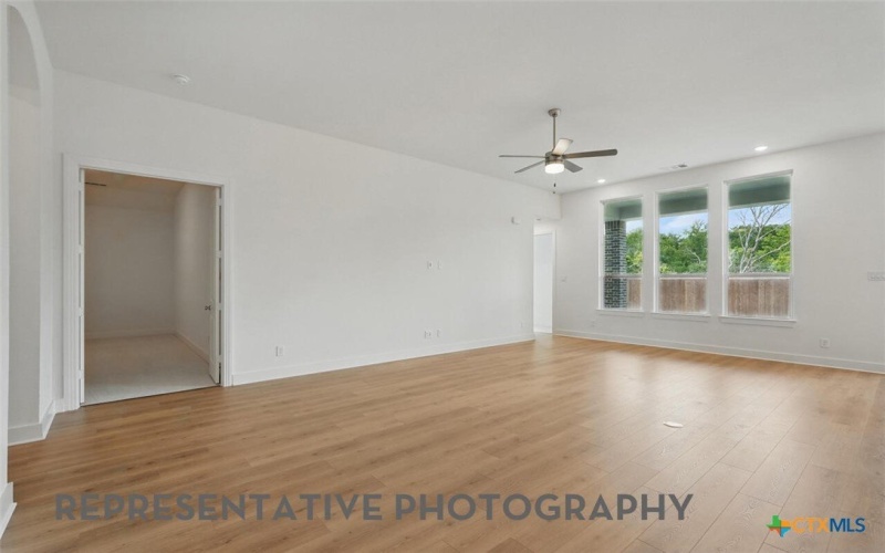 174 Stock Pond Trail, Kyle, TX 78640, 4 Habitaciones Habitaciones , ,3 BañosBaños,Residential,En Venta,174 Stock Pond Trail,0,605692