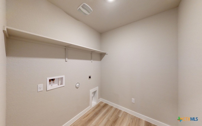 317 Dobson Drive, Killeen, TX 76542, 4 Bedrooms Bedrooms, ,2 BathroomsBathrooms,Residential,For Sale,317 Dobson Drive,0,605786