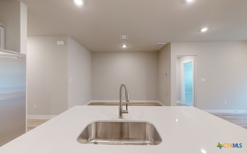 317 Dobson Drive, Killeen, TX 76542, 4 Bedrooms Bedrooms, ,2 BathroomsBathrooms,Residential,For Sale,317 Dobson Drive,0,605786