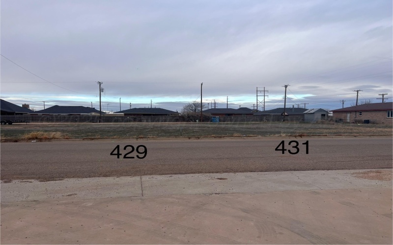 431 Greenwood Street, Hereford, TX 79045, 3 Bedrooms Bedrooms, ,2 BathroomsBathrooms,Residential,For Sale,431 Greenwood Street,0,26-1814