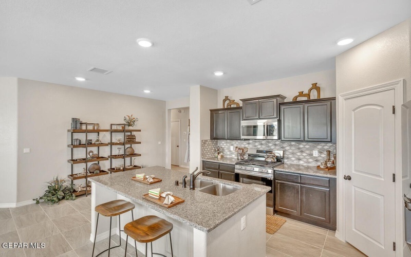 3853 Belief Lane, El Paso, TX 79928, 4 Bedrooms Bedrooms, ,2 BathroomsBathrooms,Residential,For Sale,3853 Belief Lane,0,939080