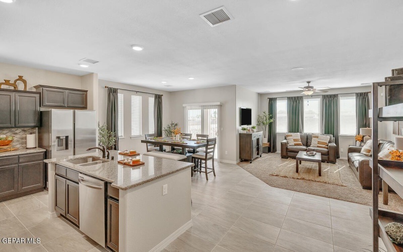 3853 Belief Lane, El Paso, TX 79928, 4 Bedrooms Bedrooms, ,2 BathroomsBathrooms,Residential,For Sale,3853 Belief Lane,0,939080