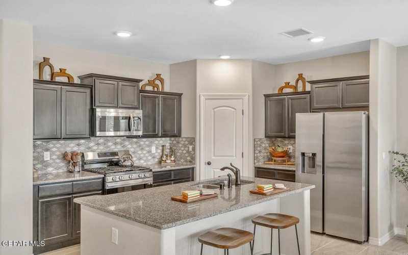 3853 Belief Lane, El Paso, TX 79928, 4 Bedrooms Bedrooms, ,2 BathroomsBathrooms,Residential,For Sale,3853 Belief Lane,0,939080