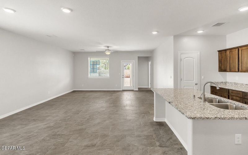 3848 Bubble Place, El Paso, TX 79938, 4 Bedrooms Bedrooms, ,1 BathroomBathrooms,Residential,For Sale,3848 Bubble Place,0,939089