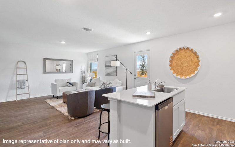 1413 Sequoia Park, Converse, TX 78109, 5 Habitaciones Habitaciones , ,2 BañosBaños,Residential,En Venta,1413 Sequoia Park,0,1944441