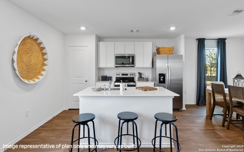 1413 Sequoia Park, Converse, TX 78109, 5 Habitaciones Habitaciones , ,2 BañosBaños,Residential,En Venta,1413 Sequoia Park,0,1944441