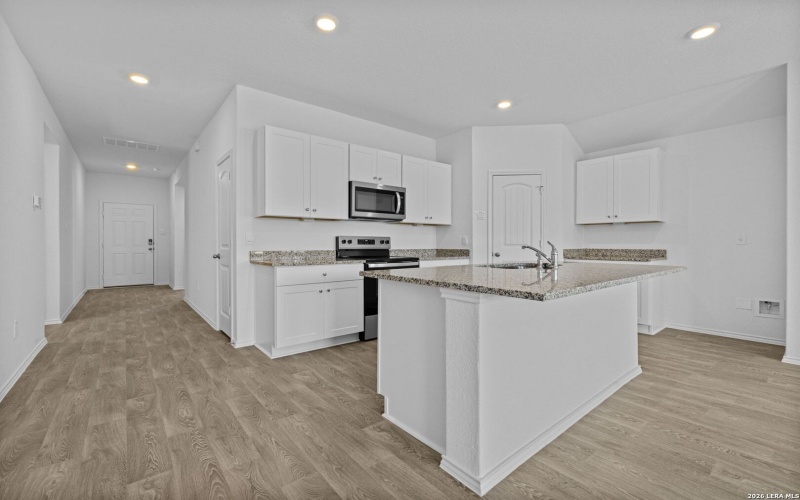 333 Cottonmouth, Seguin, TX 78155, 4 Habitaciones Habitaciones , ,2 BañosBaños,Residential,En Venta,333 Cottonmouth,0,1944666