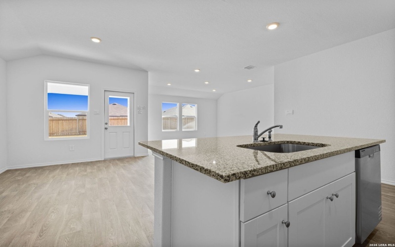 333 Cottonmouth, Seguin, TX 78155, 4 Habitaciones Habitaciones , ,2 BañosBaños,Residential,En Venta,333 Cottonmouth,0,1944666